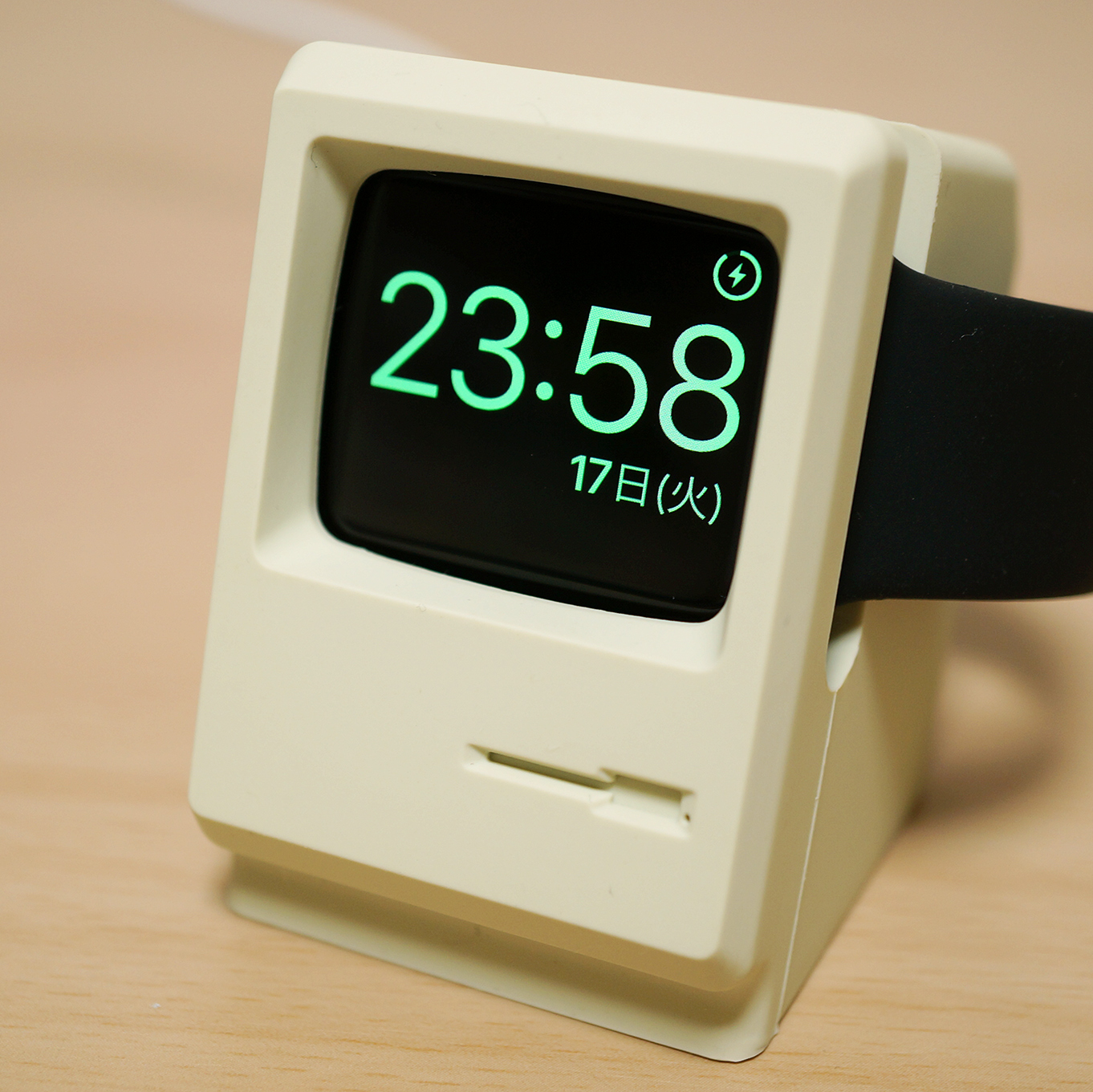 感涙ものっ Macユーザーだからこそ使いたいapplewatchスタンド Elago W3 Standをレビュー Makkyon Web